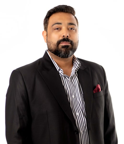 Kapil Bajaj, Associate
